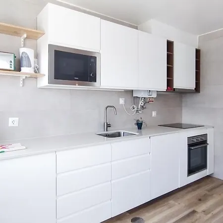 Prow House Apartment *